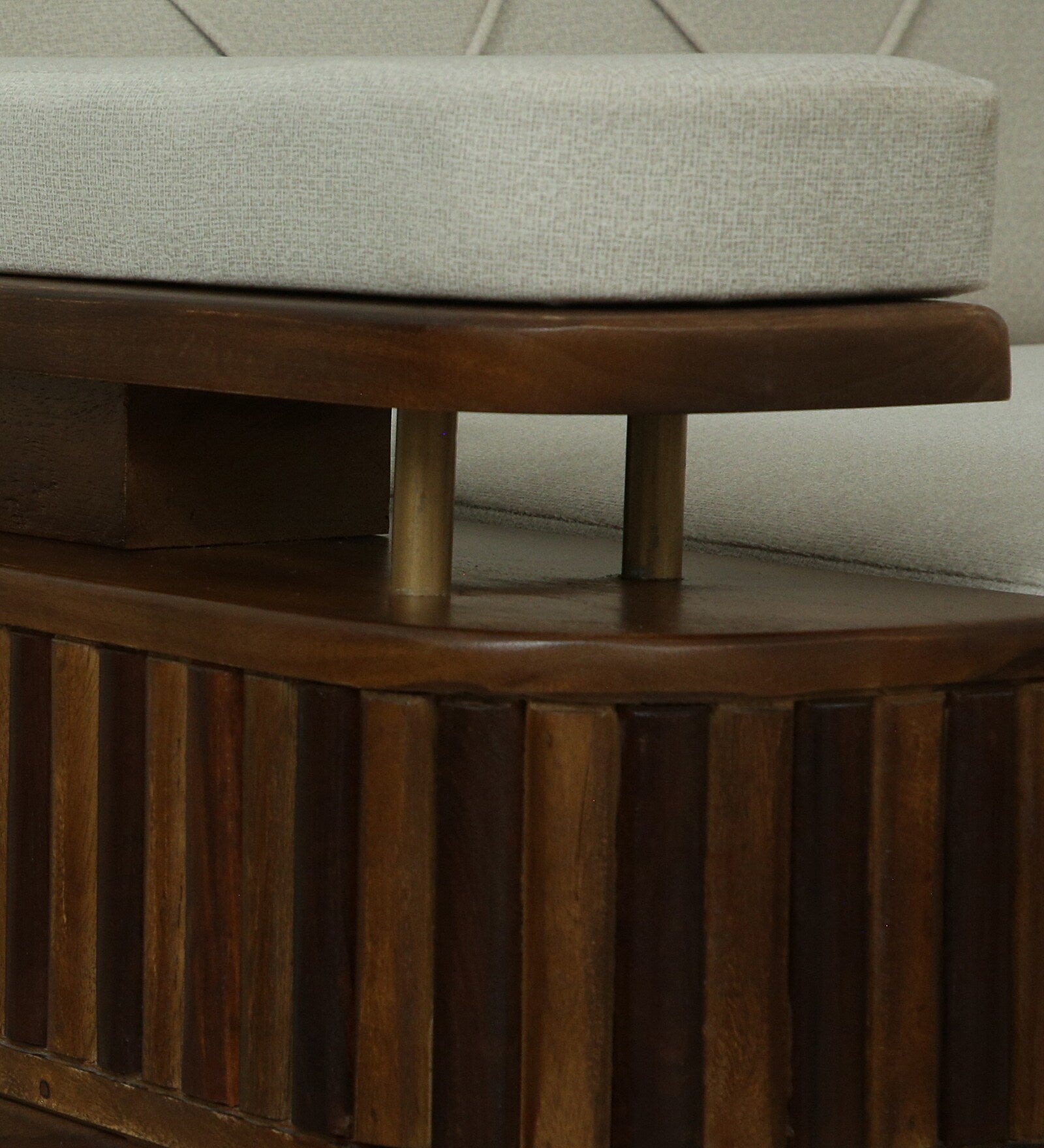 Seravu Sheesham Wood 1 Seater Sofa In Beige Colour