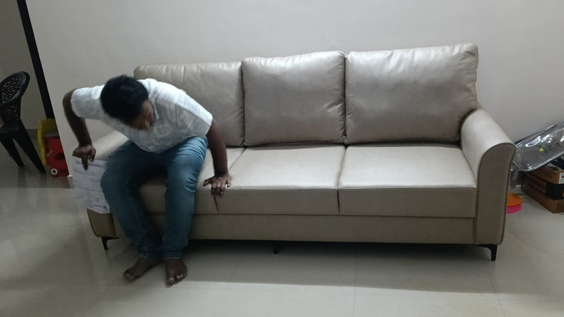 Daroo 3 Seater