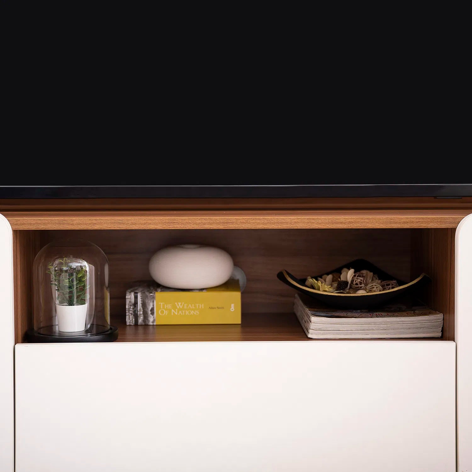 Bianca Tv Unit in Oral Wallnut Finish