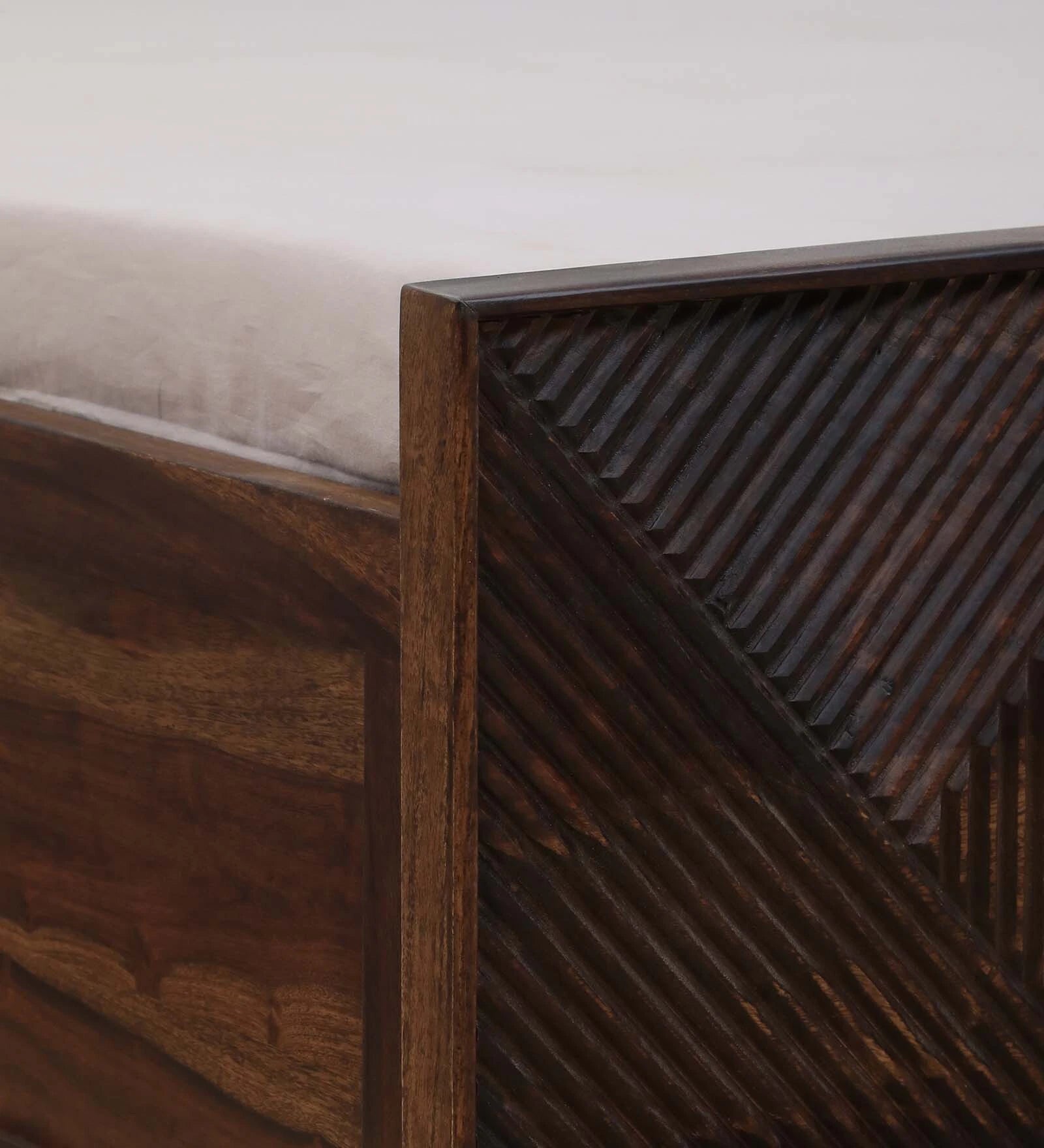 Pari Sheesham Wood Queen Size Bed In Provincial Teak Finish With Box Storage - Febonic Living